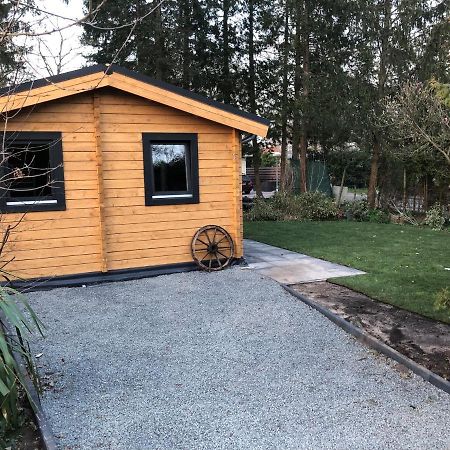 Kom tot rust op de Veluwe in nieuwe unieke blokhut Villa Putten Buitenkant foto