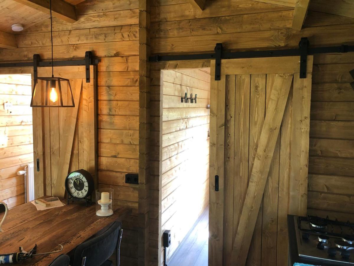 Kom tot rust op de Veluwe in nieuwe unieke blokhut Villa Putten Buitenkant foto